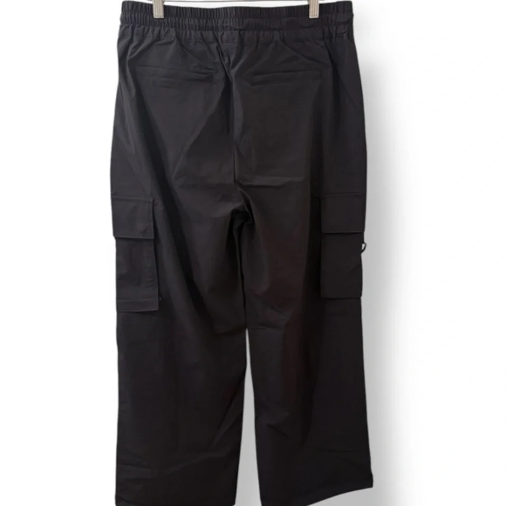 Fabletics‎ Women's Heights Cargo Drawstring Pant Black Medium Baggy  Wide Leg - Picture 4 of 11